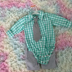 Carter’s 3-piece Boys spring outfit size 9m